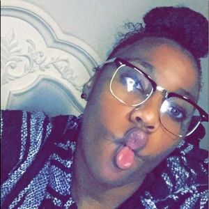 Meet your Posher, Toni